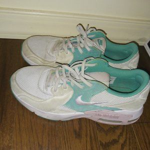 Nike air max shoes (used)